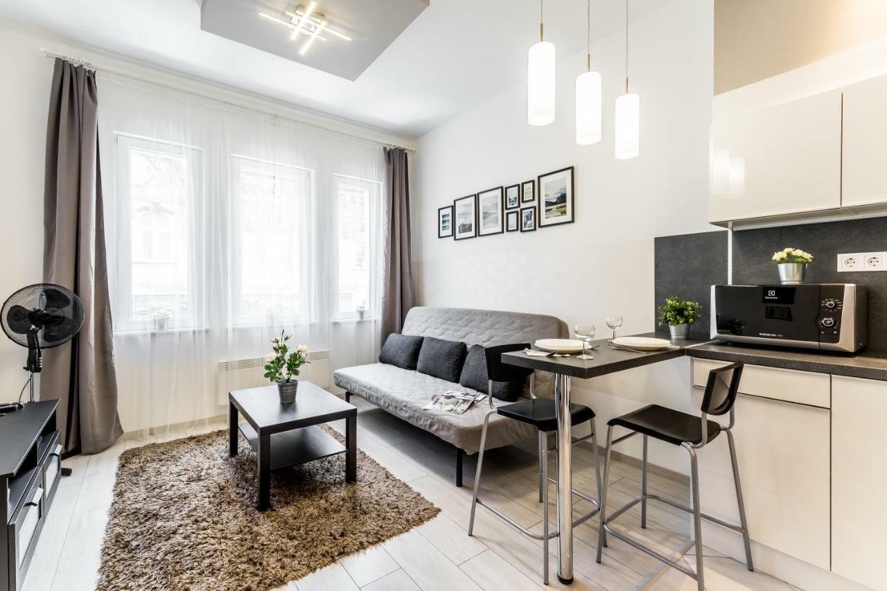 Fleur Creme Apartment Budapest Luaran gambar